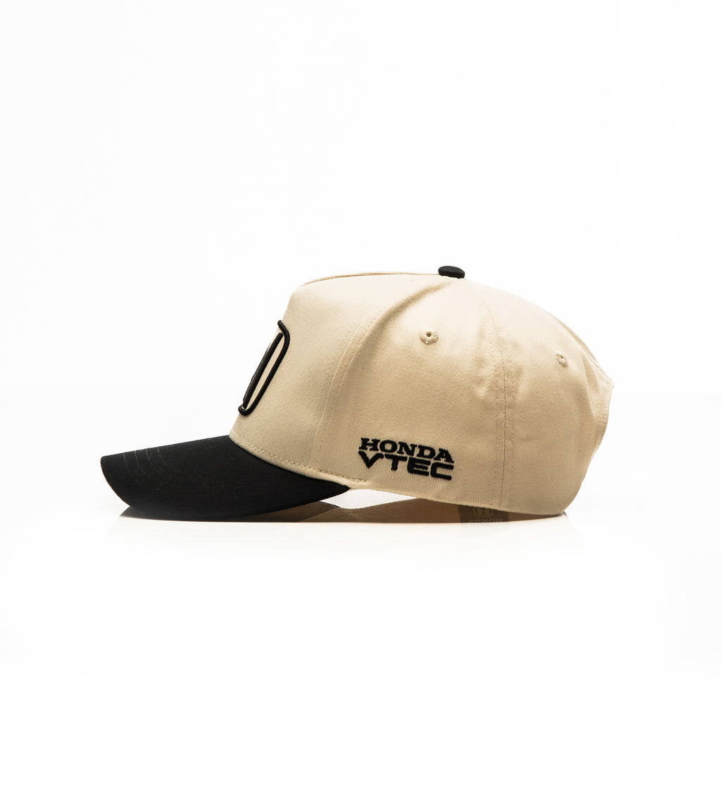 Corp Hat - Natural/Black